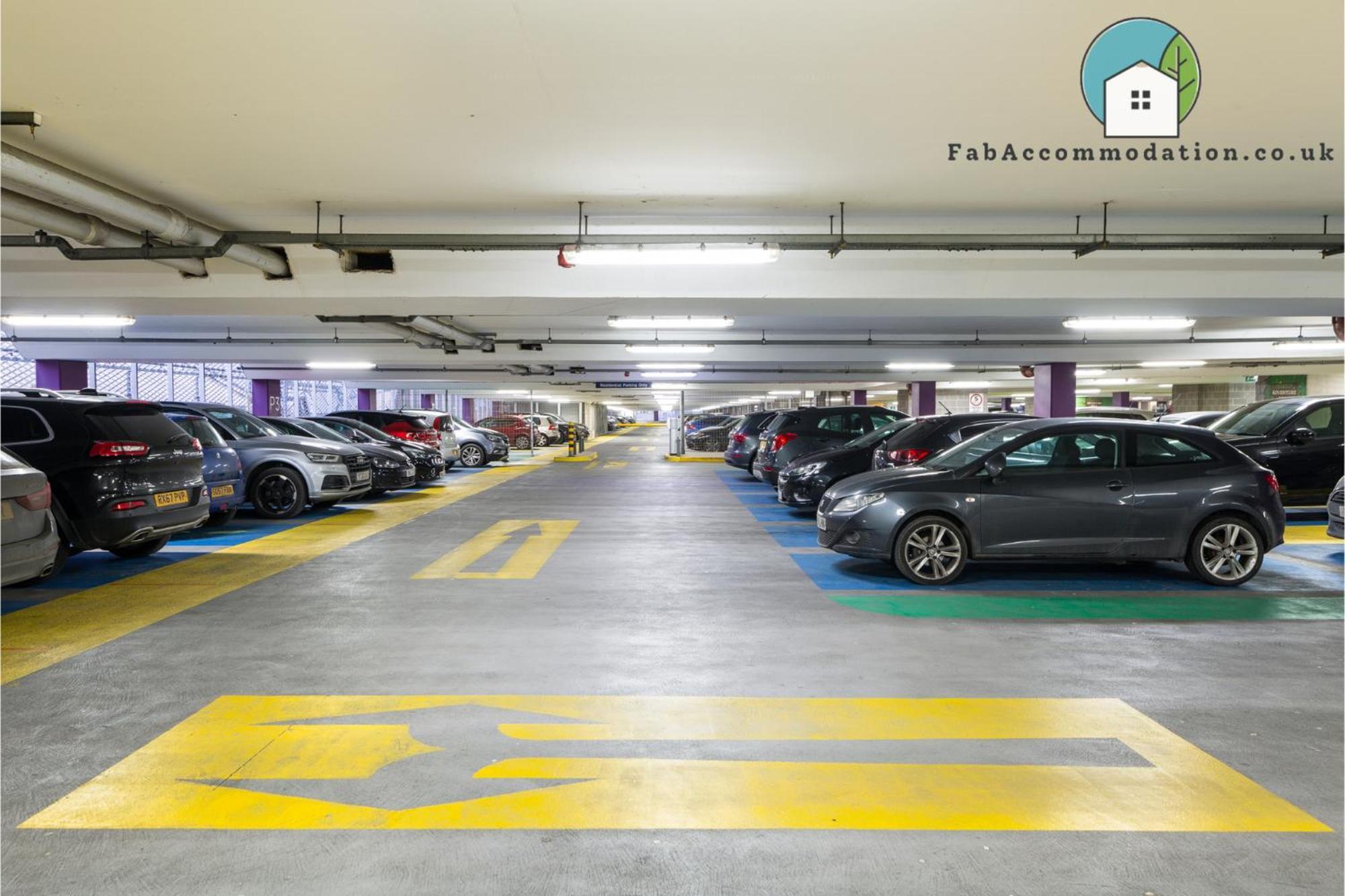 Amazing Flat-Parking Available-By Fabaccommodation Cardiff Kültér fotó